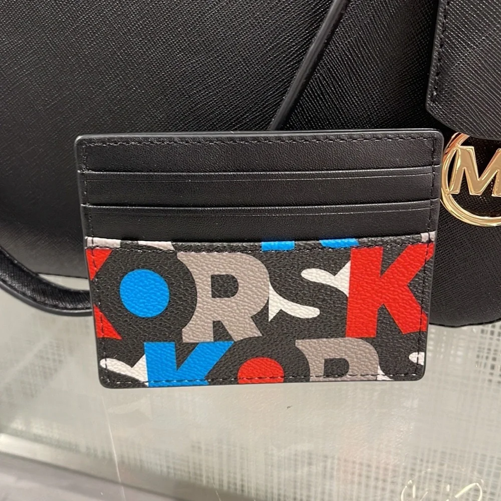 MICHAEL KORS MENS Cooper BLACK MLTI Graphic Logo Tall Card Case   BLACK MULTI